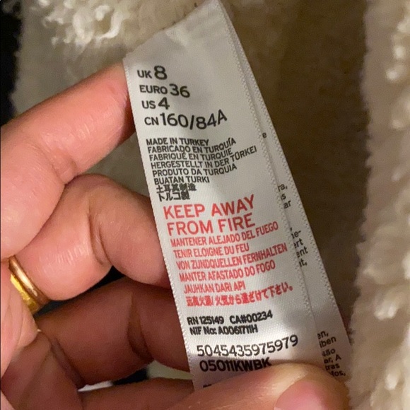 TOPSHOP Sherpa Lined Jean Jacket - Picture 4 of 4